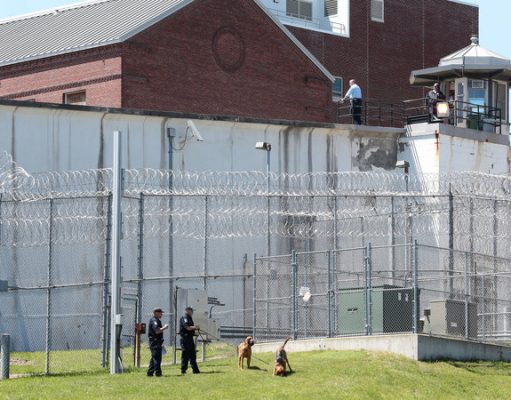 Surreal Reality – The Big House