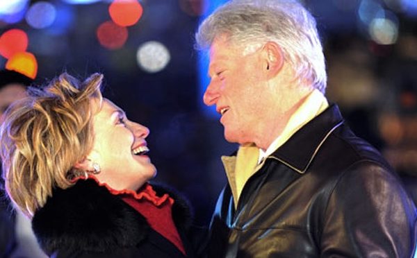 Bill-Clinton-and-Hillary–001