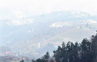 TheWeekholeView: Jacqueline Bouvier Kennedy’s Lost Letters Found. In Dracula’s Castle